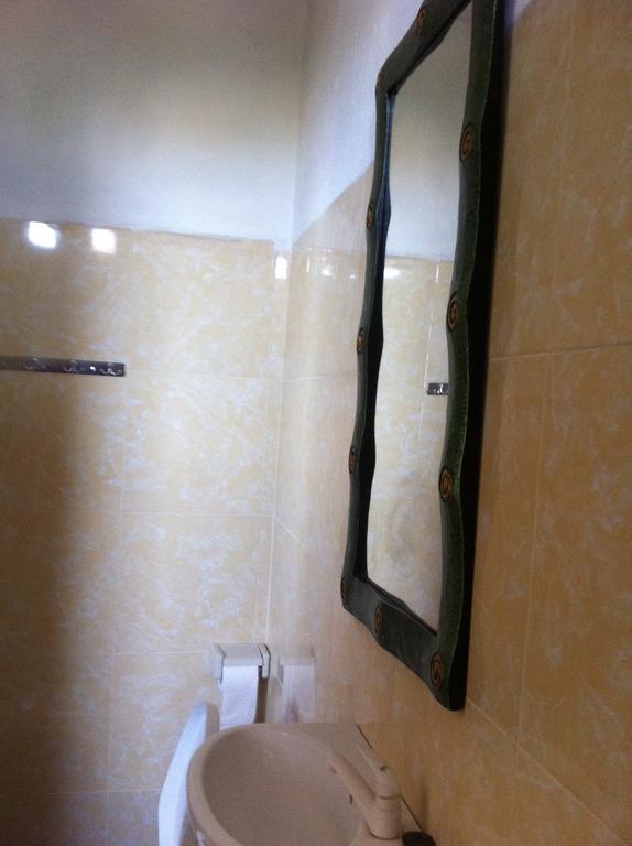 Amed Sari Beach Guesthouse Esterno foto